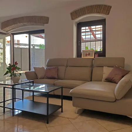 Casa Istriana 브르사르