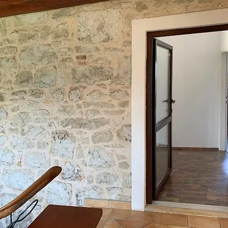 Casa Istriana 브르사르