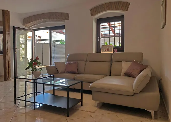 Casa Istriana 브르사르