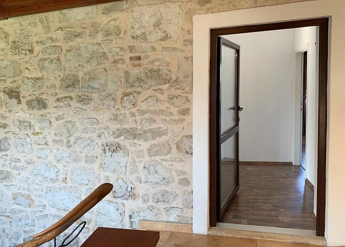 Casa Istriana 브르사르